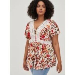 TORRID Babydoll Crinkle Gauze Crochet Inset Lace-Up Top Size 2X NWT
